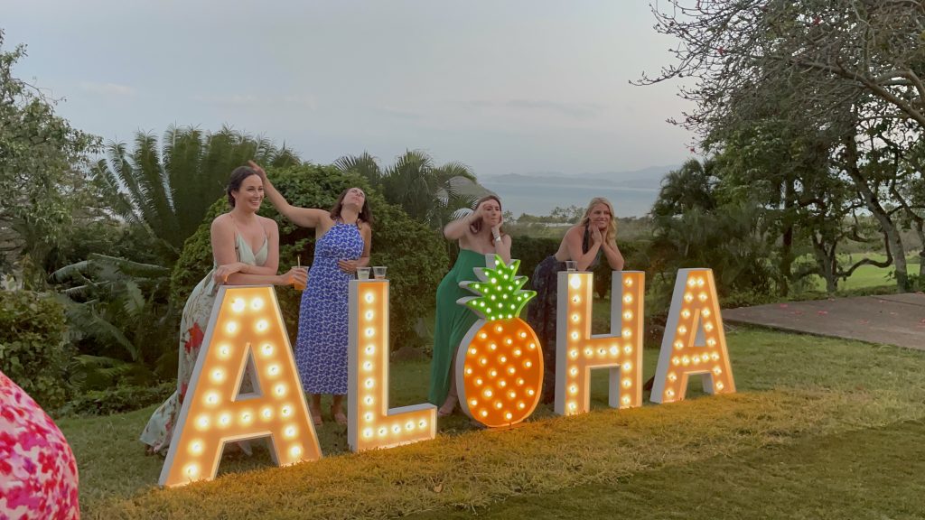 Aloha sign at paliku gardens