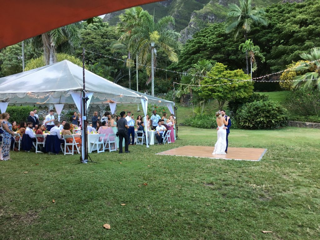 Paliku Gardens wedding dance