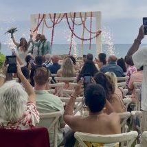 Lanikuhonua Wedding Ceremony with cold sparks