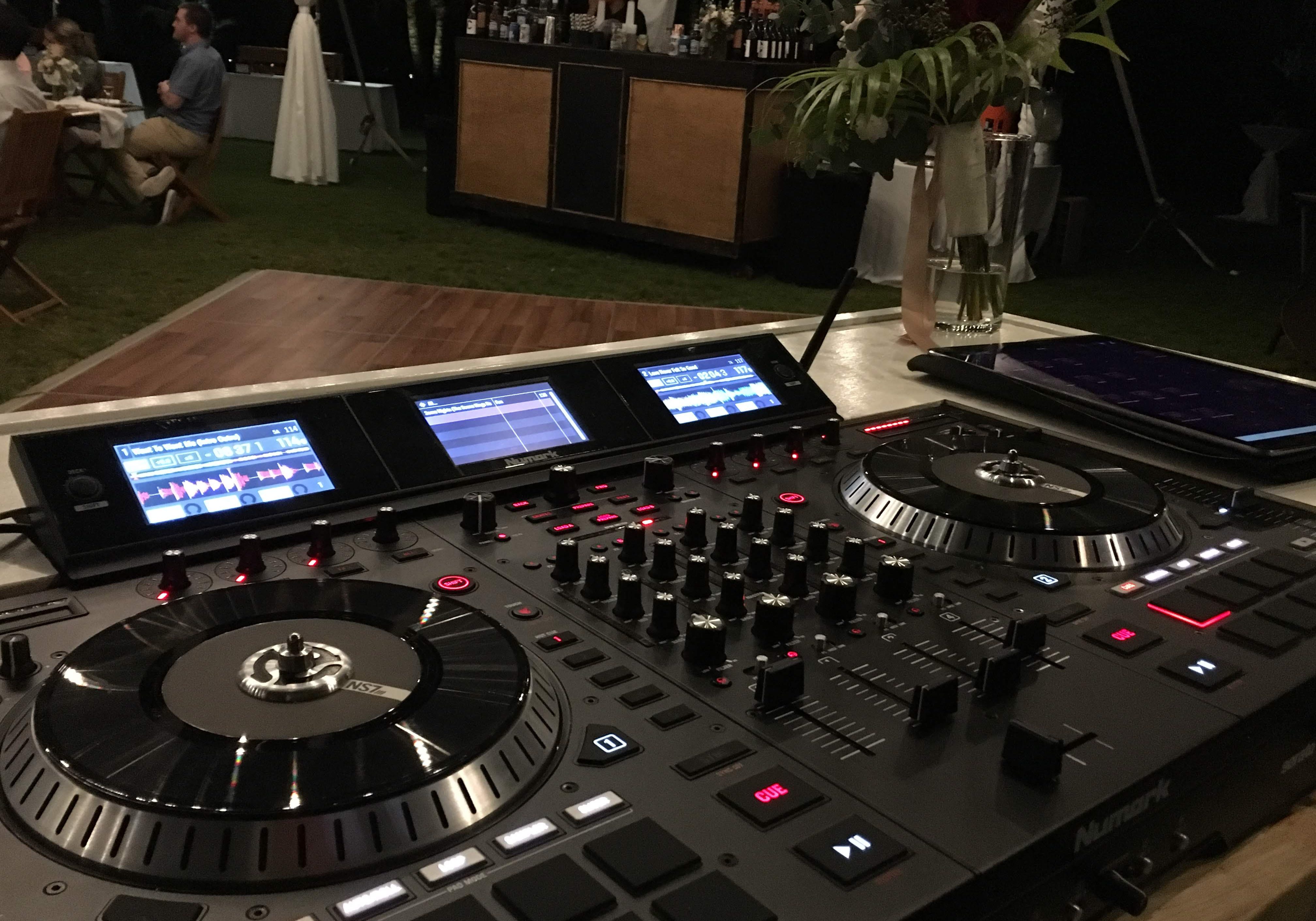 Sunset Ranch Haleiwa wedding DJ